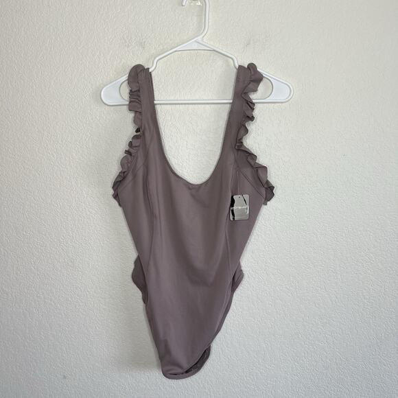 Free People Elegant Ruffle Sleeve Bodysuit  Size L - Picture 5 of 11